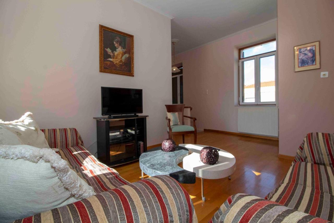 Laconian Collection # Areti'S House # Apartment Sparta Bagian luar foto